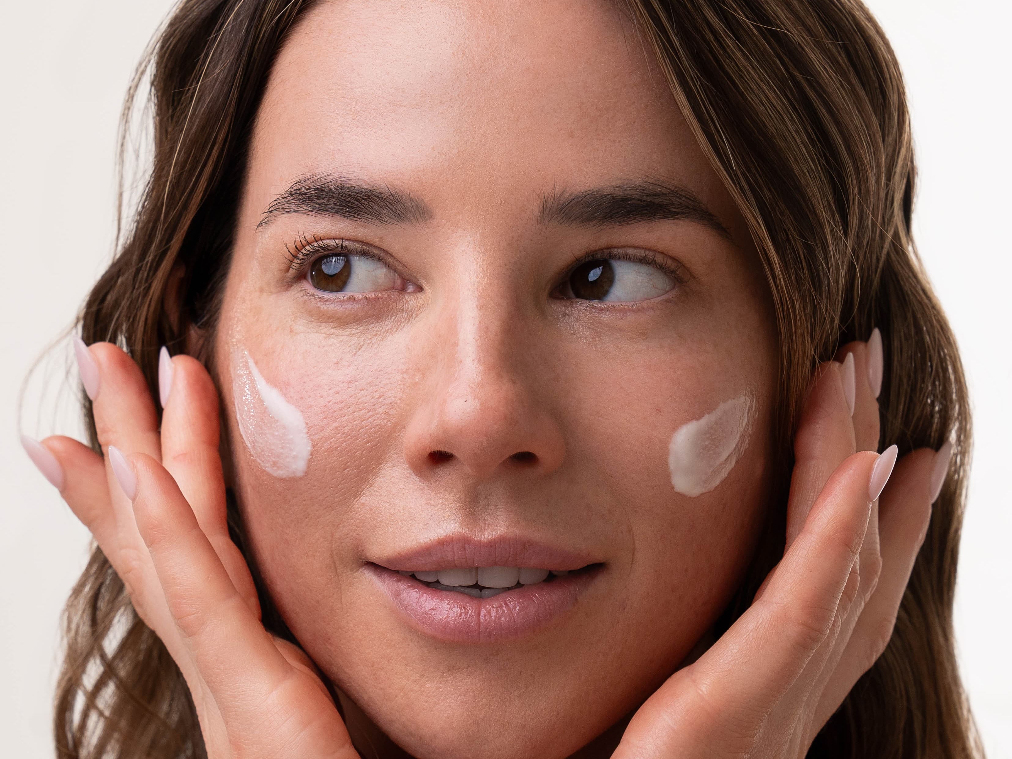 Ascorbyl Tetraisopalmitate – The best Vitamin C for Brightening skin and Diminishing Dark Spots
